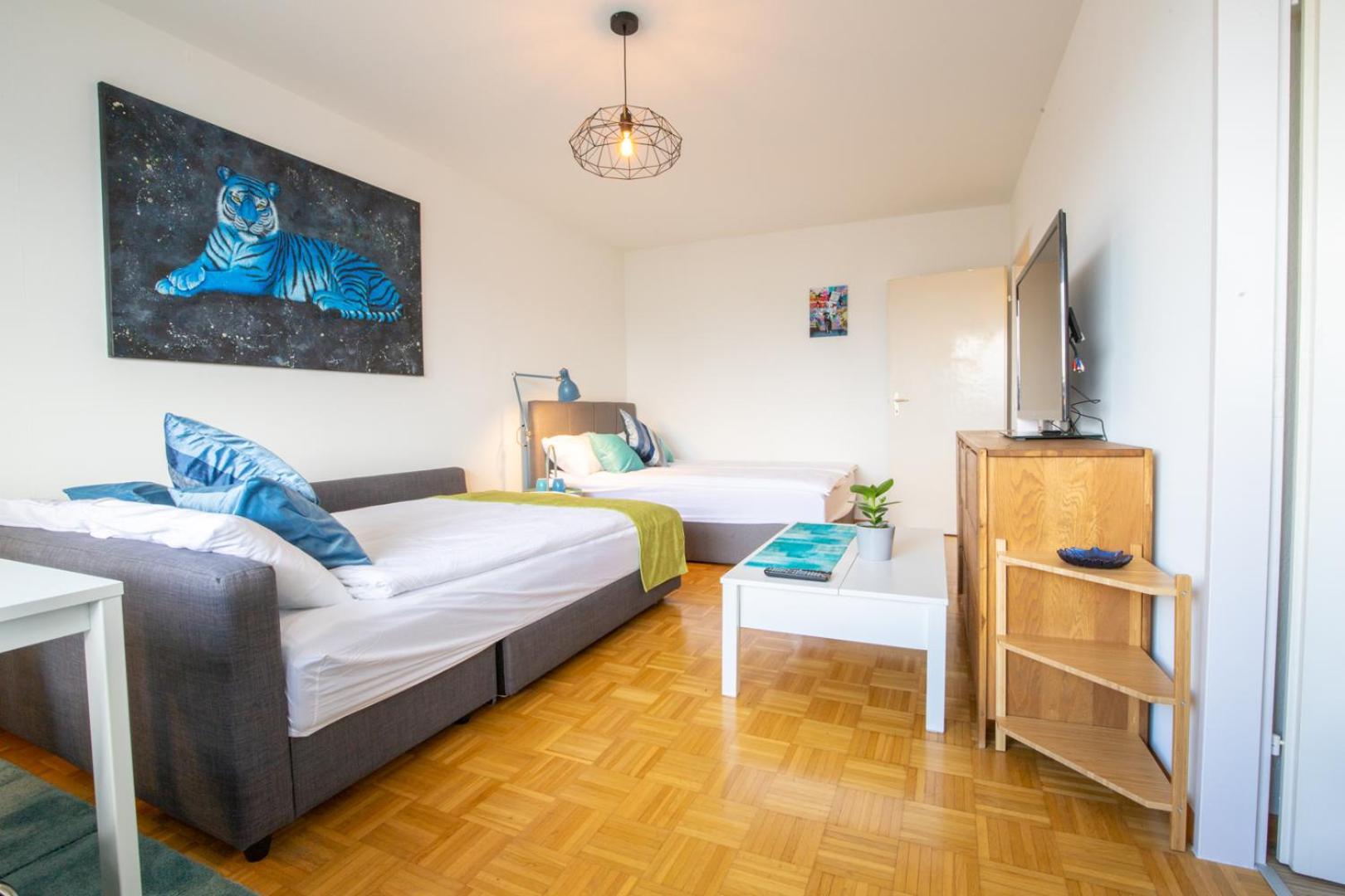 Special Blue Tiger Apartment Basel, Messe Kleinbasel 10-Star Exterior photo